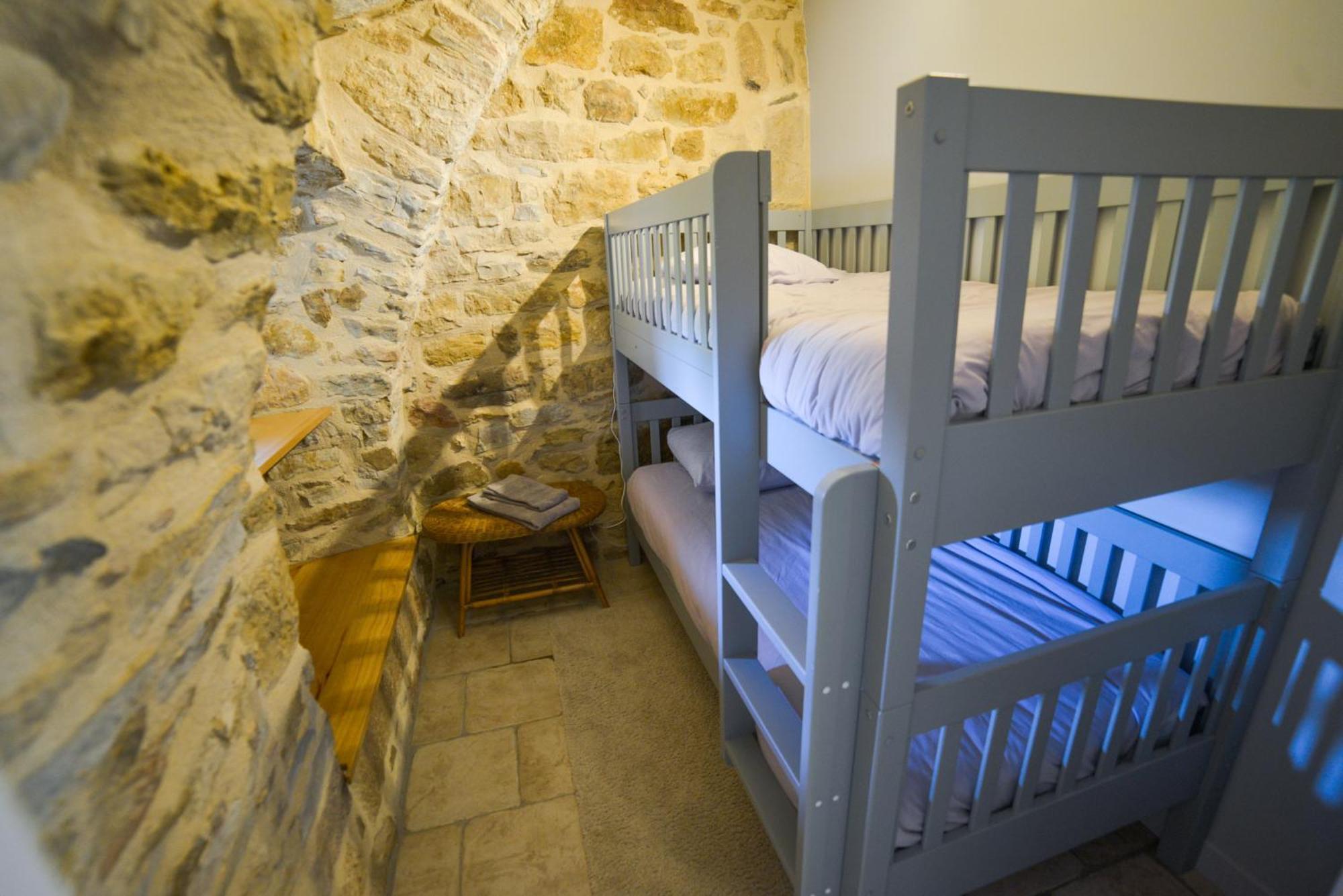 Les Caselles, Et 4*