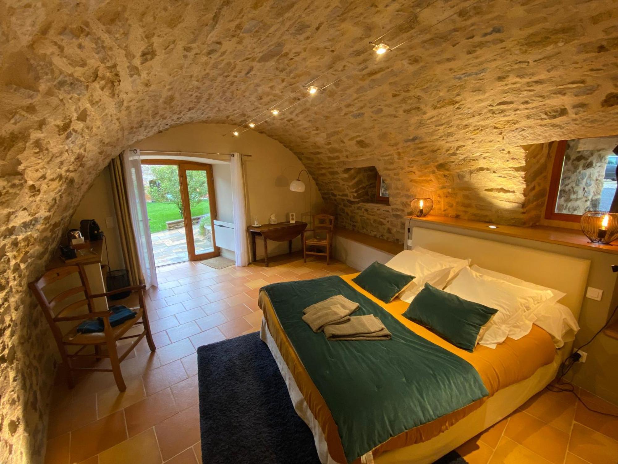 Les Caselles, Et Guest house 4*