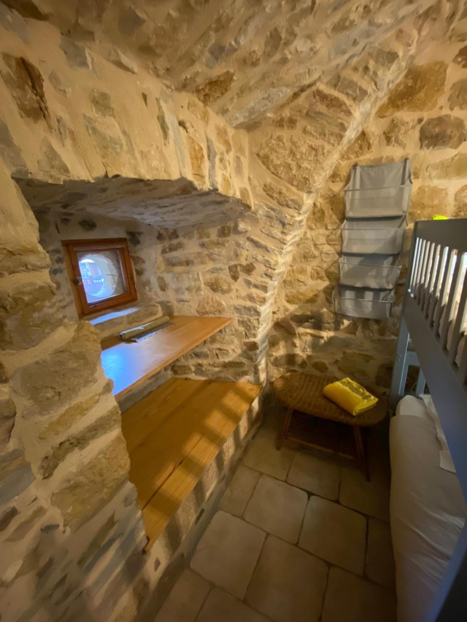 Les Caselles, Et Guest house